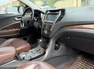 Hyundai Santa Fe 2018 Black
