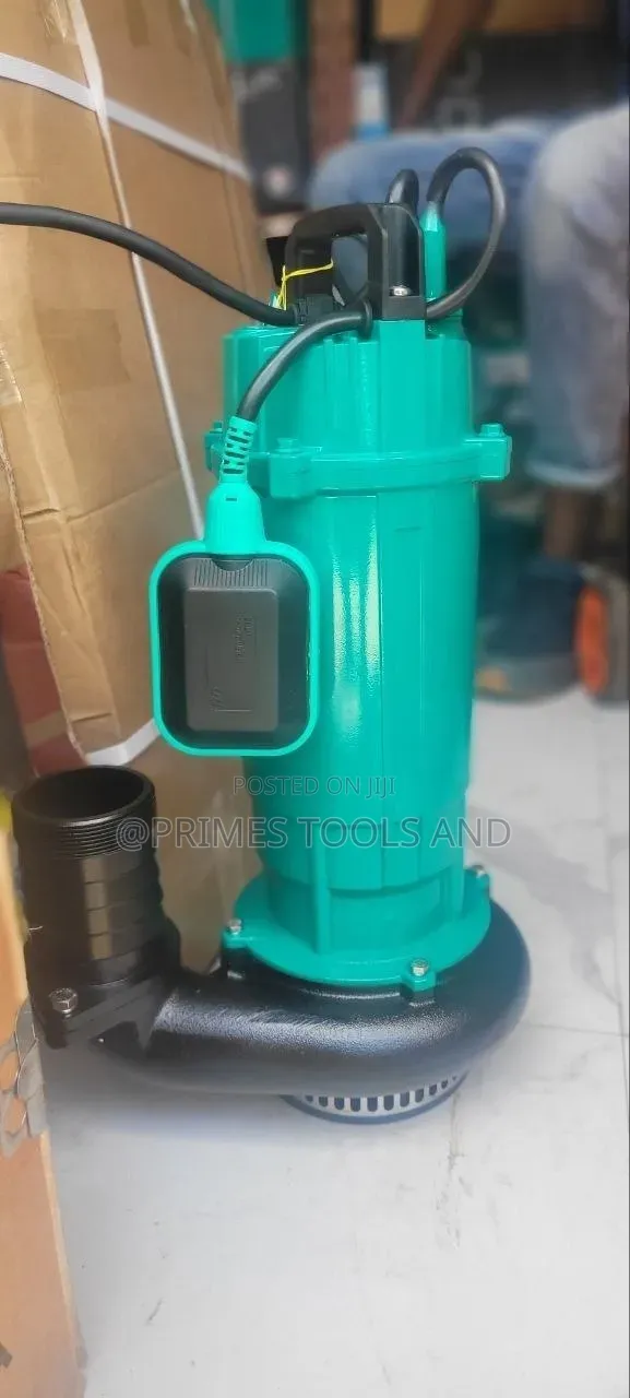 Submersible Water Pump Delivers