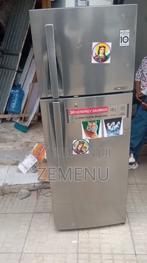 Refrigerator Like New