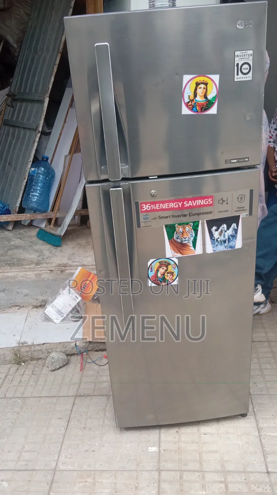 Refrigerator Like New