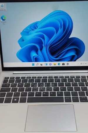 New Laptop HP EliteBook 830 G9 16GB Intel Core i5 SSD 512GB