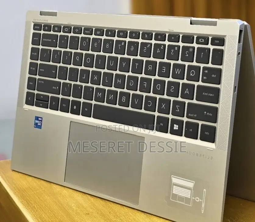 New Laptop HP EliteBook 1040 G8 16GB Intel Core i7 SSD 512GB