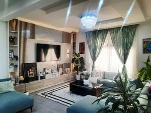 Furnished 9bdrm House in Bole for sale