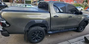 Toyota Hilux 2021 Gray