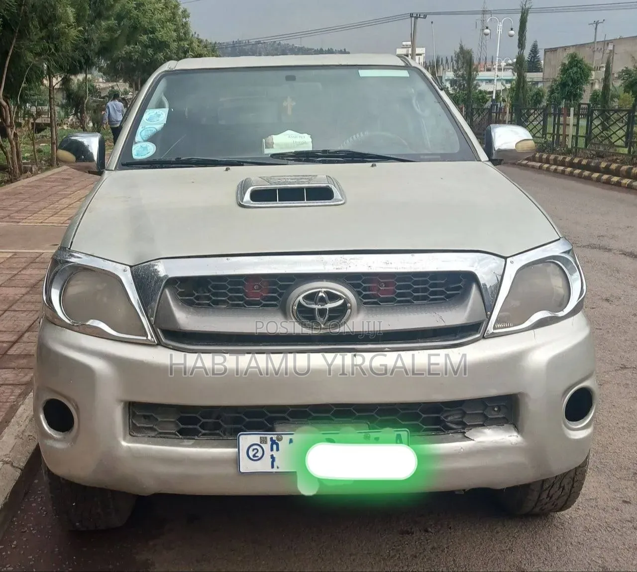 Toyota Hilux 2009 Gold