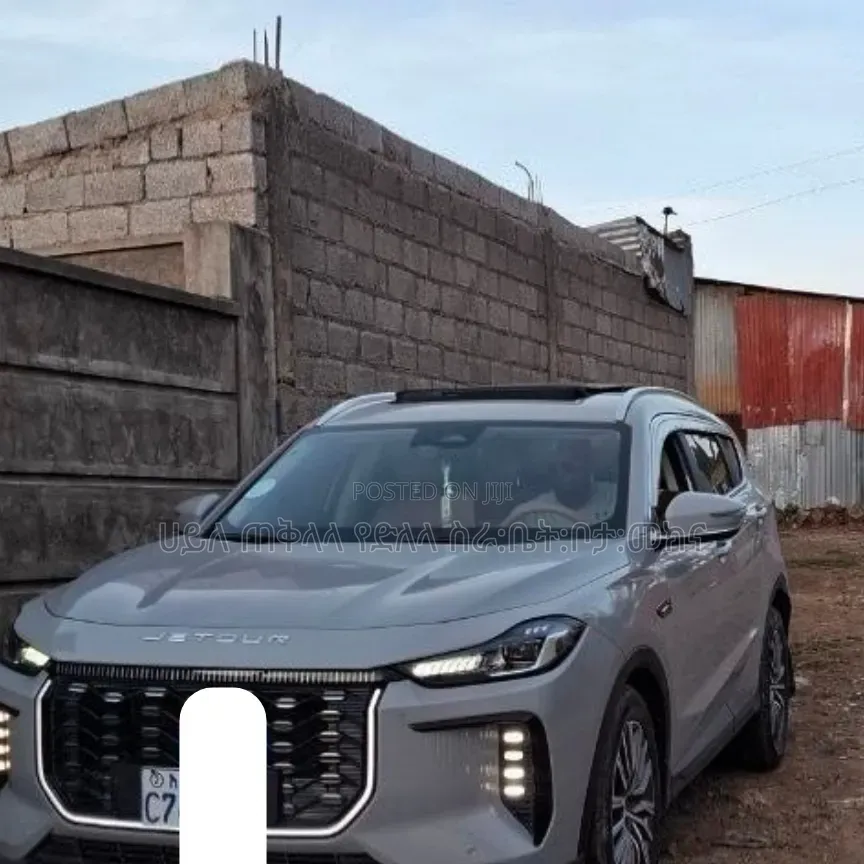Jetour X70 Plus 2024 Silver