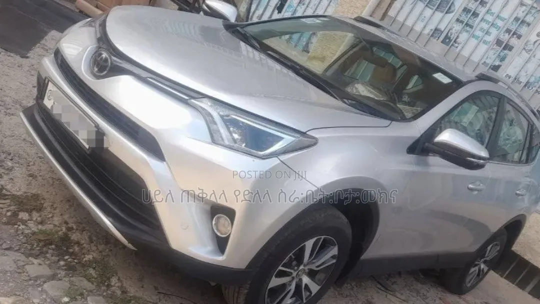 Toyota RAV4 2016 Silver