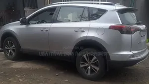 Toyota RAV4 2016 Silver