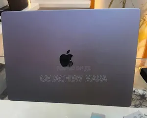 New Laptop Apple MacBook Pro 2021 M1 32GB Apple M1 Pro SSD 512GB