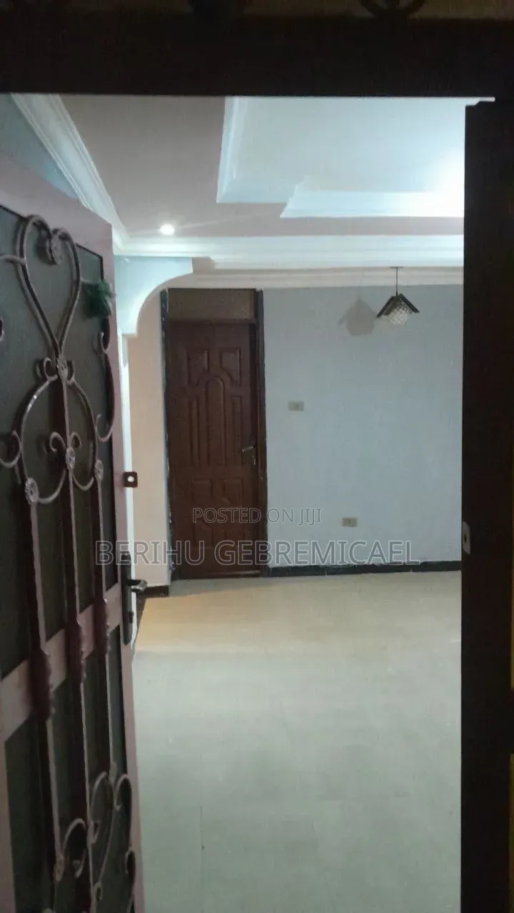 1bdrm Condo in ጀሞ, Nifas Silk-Lafto for rent