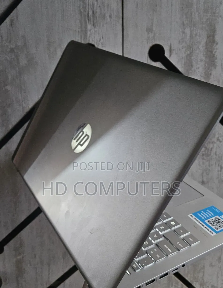 New Laptop HP Pavilion 15 16GB Intel Core i7 SSD 512GB