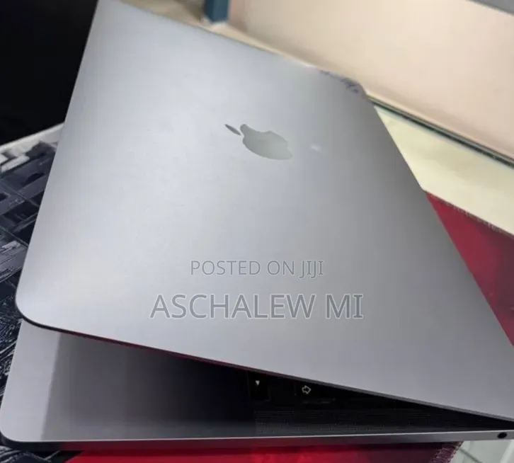 New Laptop Apple MacBook Pro 2021 M1 16GB Apple M1 SSD 512GB