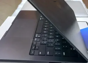 New Laptop Apple MacBook Pro 16GB Apple M5 SSD 512GB