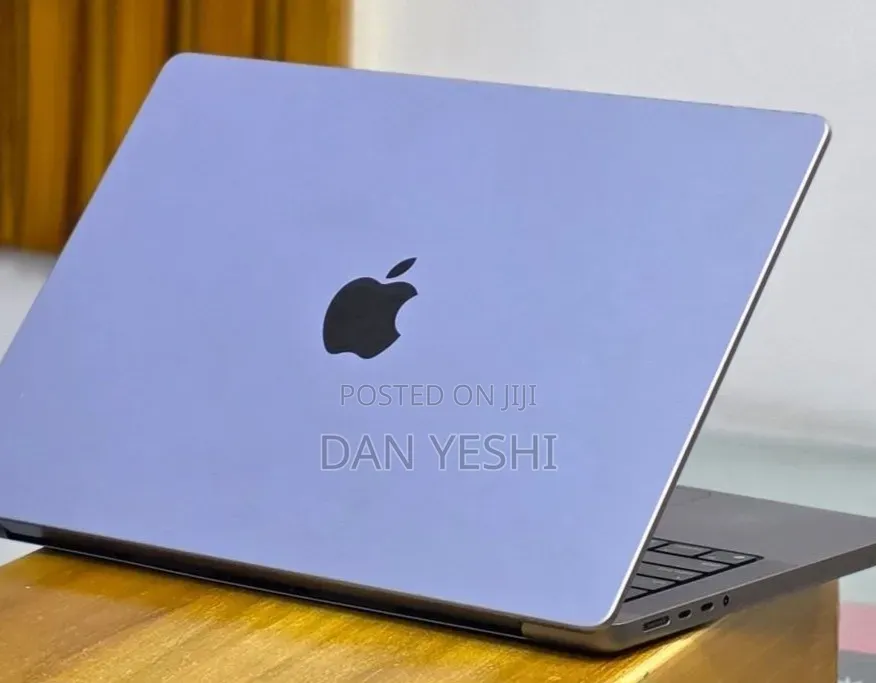 New Laptop Apple MacBook Pro 2021 M1 16GB Apple M1 Pro SSD 1T