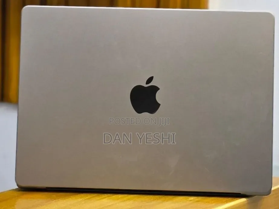 New Laptop Apple MacBook Pro 2021 M1 16GB Apple M1 Pro SSD 1T