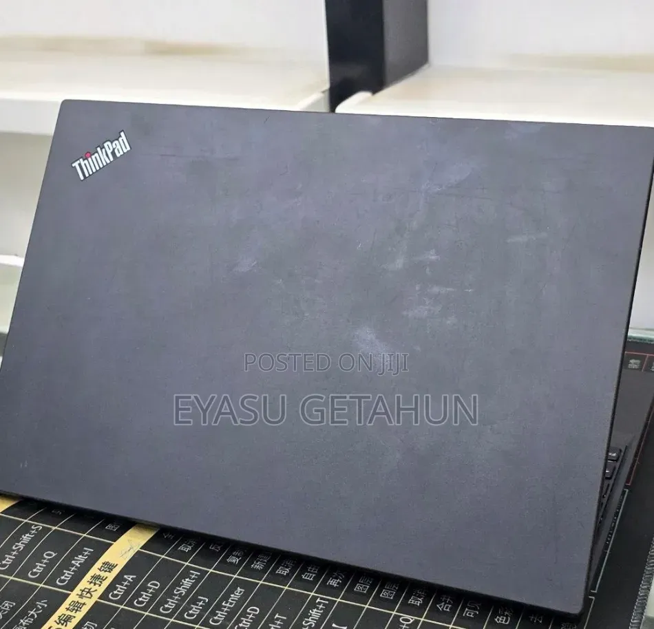New Laptop Lenovo ThinkPad T490s 16GB Intel Core i5 SSD 256GB
