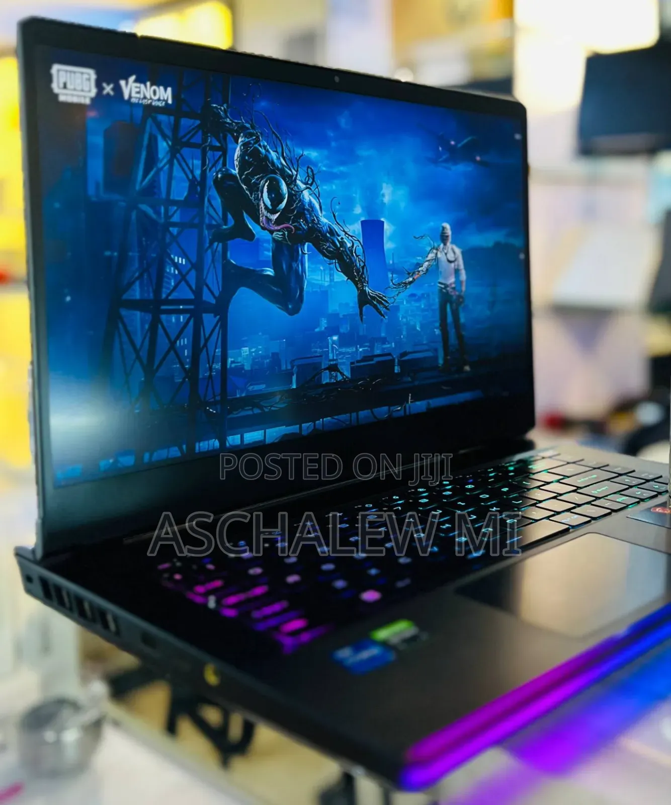 New Laptop MSI GE66 Raider 16GB Intel Core i7 SSD 1T