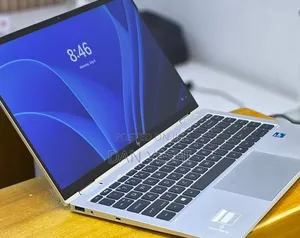 New Laptop HP EliteBook 1040 G8 16GB Intel Core i7 SSD 512GB