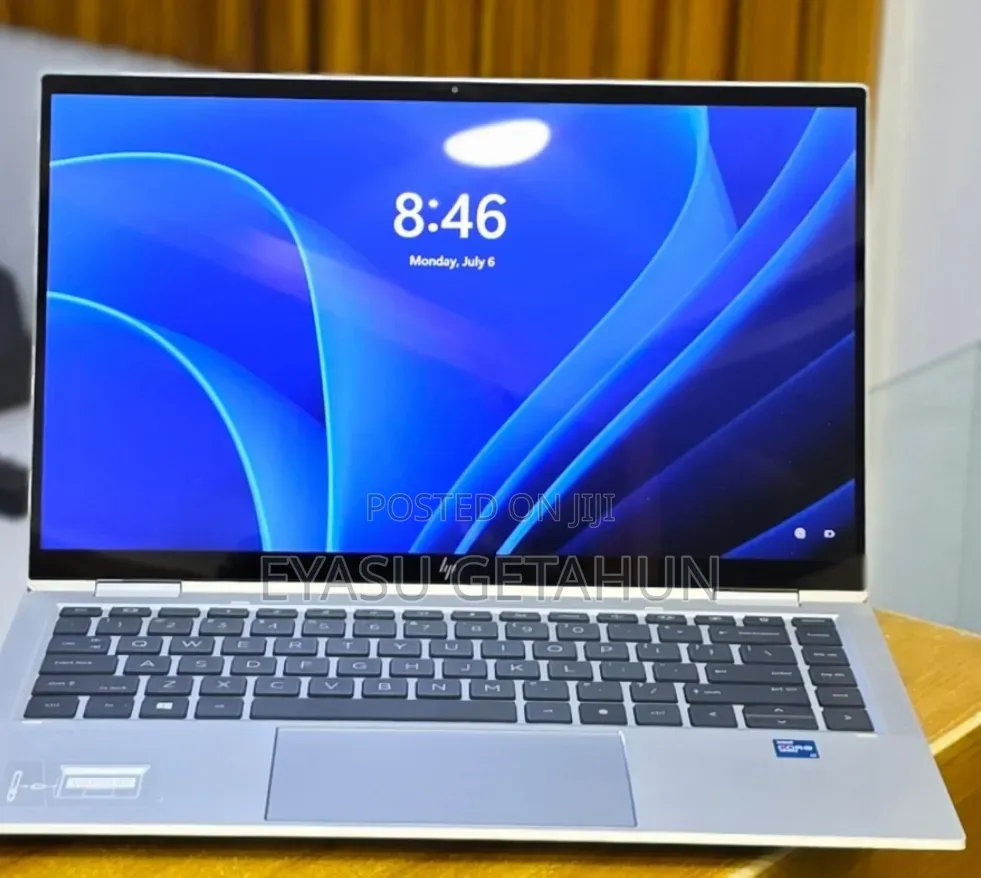 New Laptop HP EliteBook 1040 G8 16GB Intel Core i7 SSD 512GB