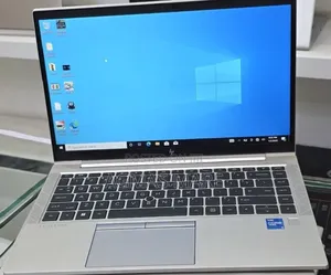 New Laptop HP EliteBook 840 G8 16GB Intel Core i5 SSD 512GB
