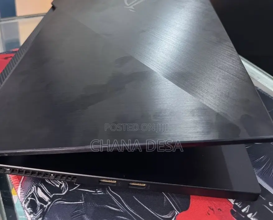 New Laptop Asus 16GB AMD Ryzen 9 SSD 512GB