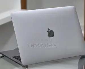 New Laptop Apple MacBook Pro 2019 16GB Intel Core i7 SSD 256GB