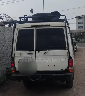 Toyota Land Cruiser 2006