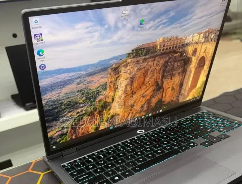 New Laptop Lenovo Legion 5 32GB Intel Core Ultra 9 SSD 1T