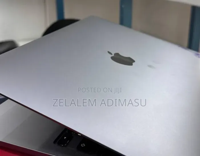 New Laptop Apple MacBook Pro 2021 M1 16GB Apple M1 SSD 512GB