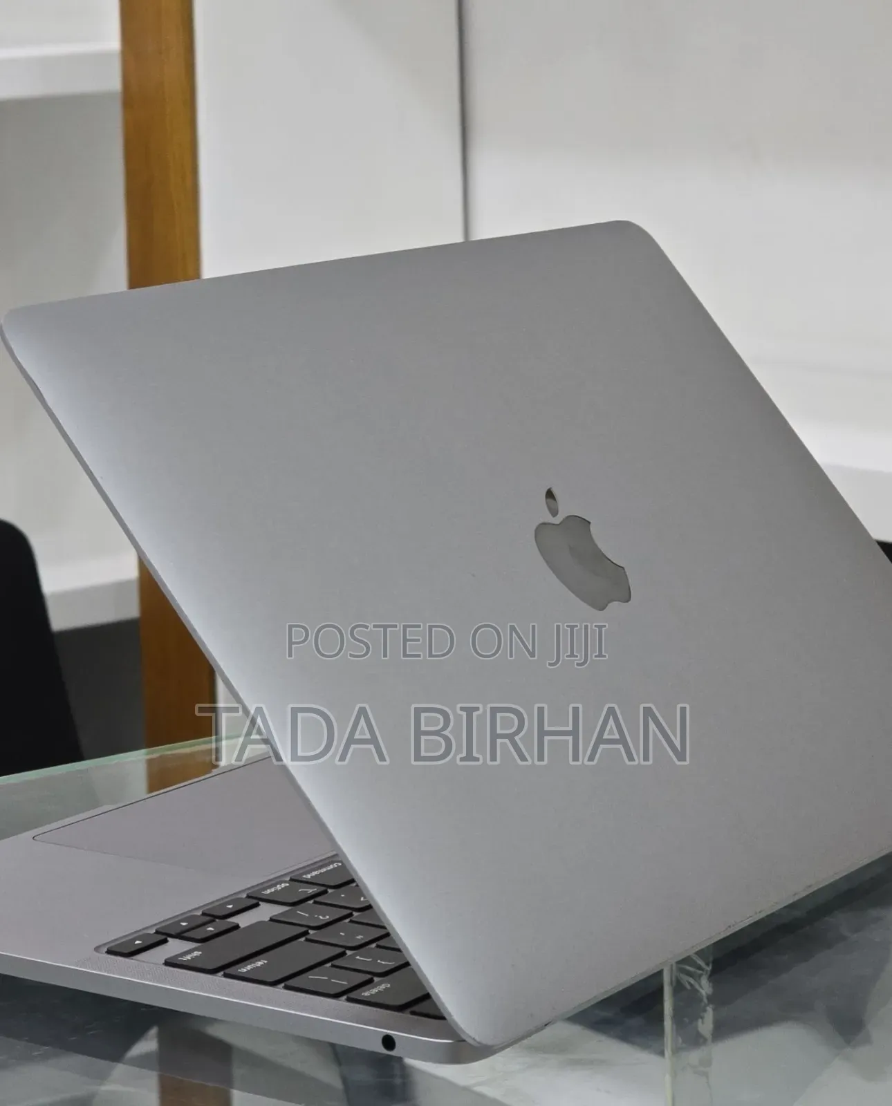 New Laptop Apple MacBook Pro 2021 M1 8GB Apple M1 Pro SSD 512GB