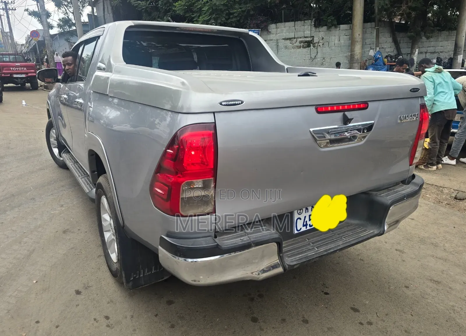 Toyota Hilux 2020 Silver