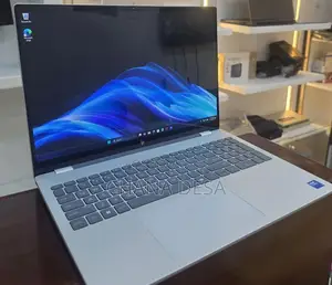 New Laptop HP OmniBook 7 14" 16GB Intel Core 7 SSD 512GB
