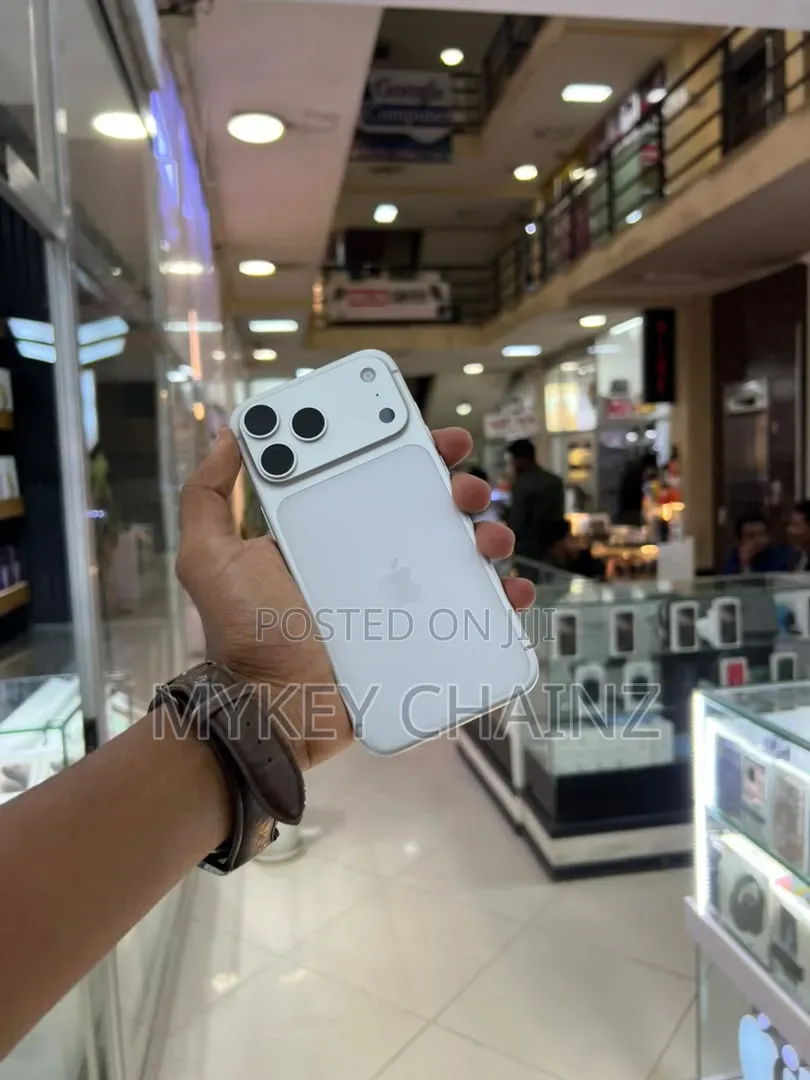 Apple iPhone 17 Pro Max 256 GB Silver