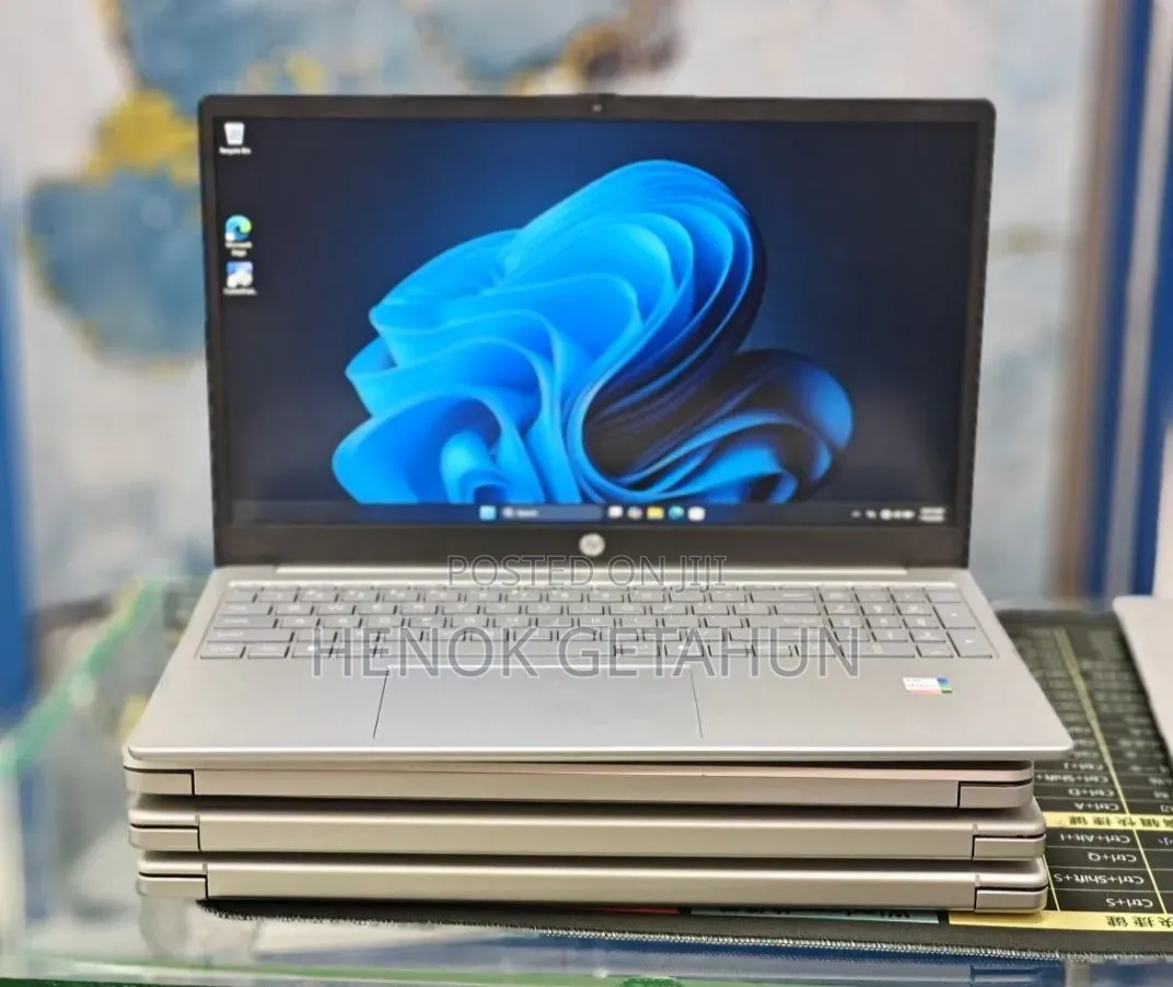 New Laptop HP Stream Notebook 16GB Intel Core i7 SSD 1T