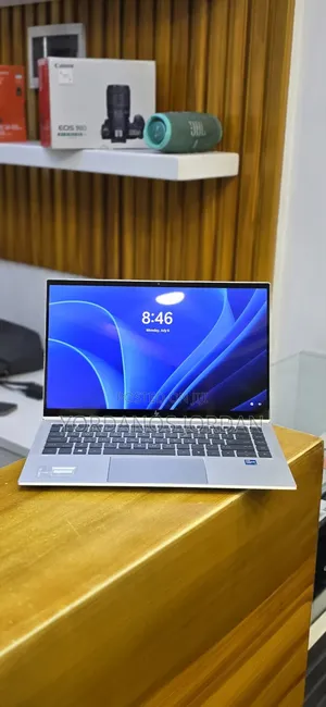 New Laptop HP EliteBook 1040 G8 16GB Intel Core i7 SSD 512GB