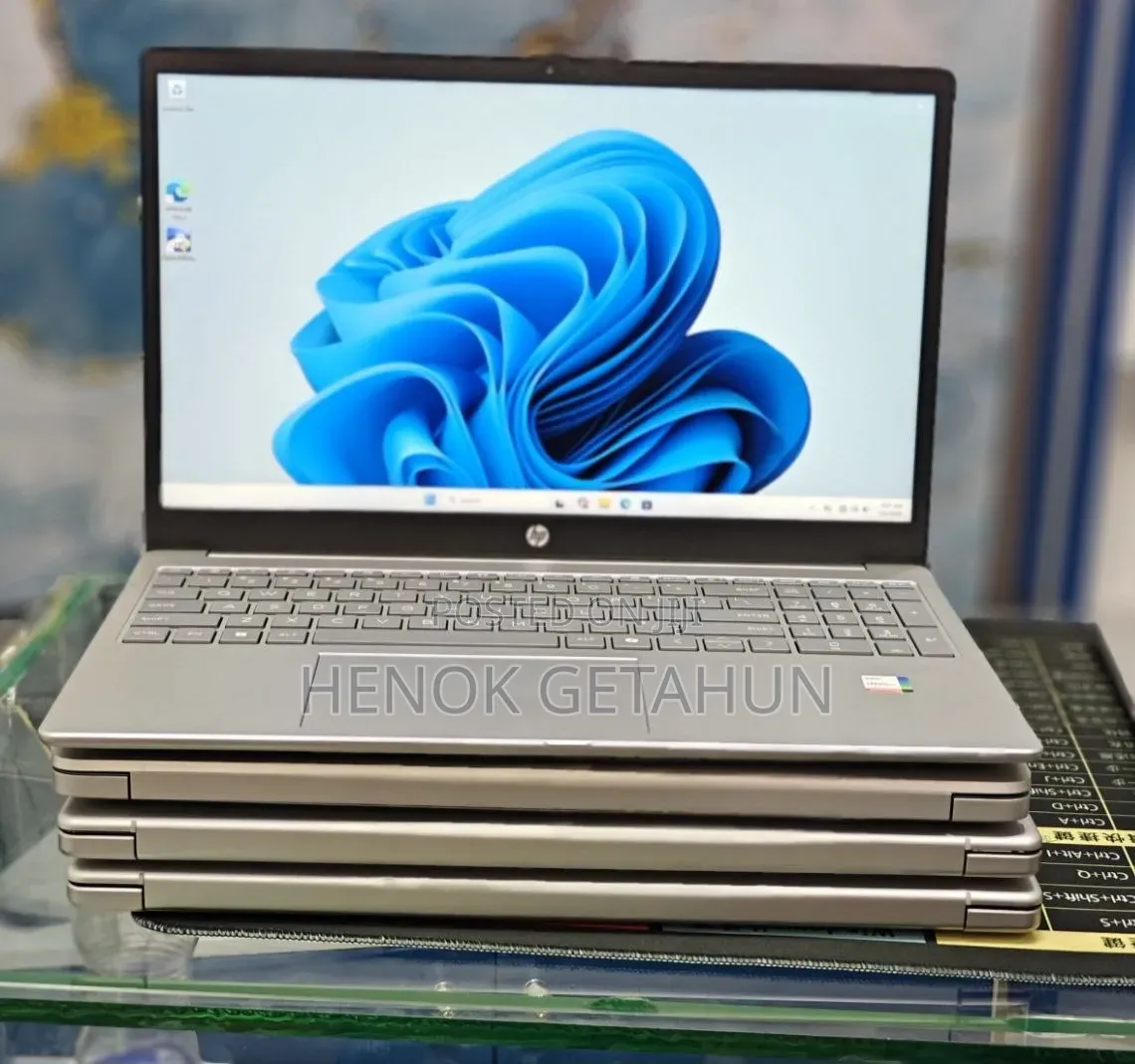 New Laptop HP Stream Notebook 16GB Intel Core i7 SSD 1T