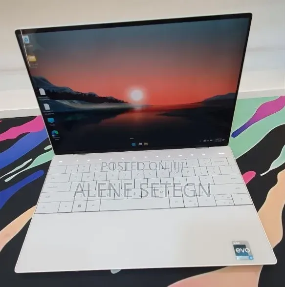 New Laptop Dell XPS 13 32GB Intel Core i7 SSD 512GB