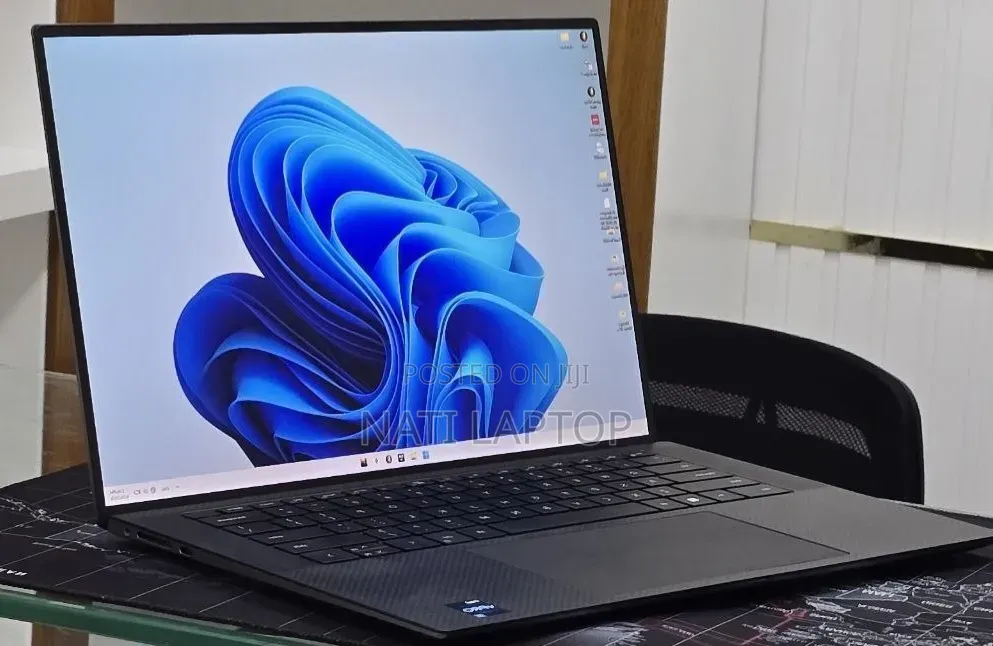 New Laptop Dell 16GB Intel Core i7 SSD 1T