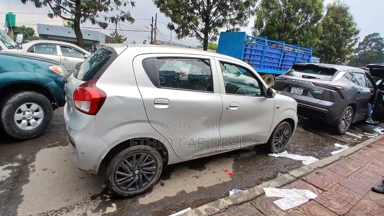 Suzuki Celerio 2023 Silver