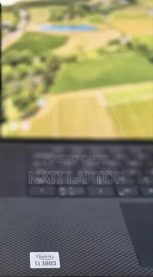 New Laptop Dell XPS 15 16GB Intel Core i7 SSD 512GB