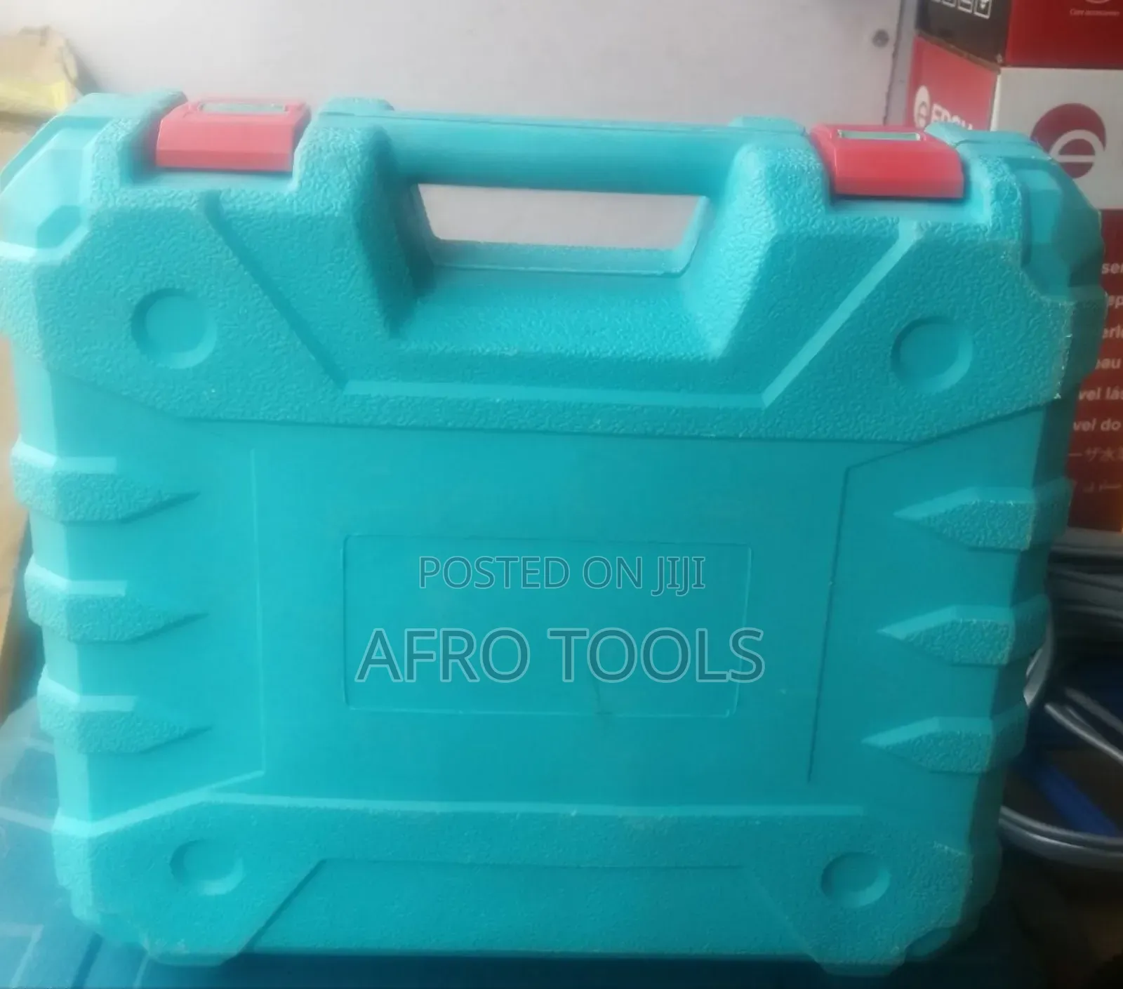 Makita 710w Electrical Drill