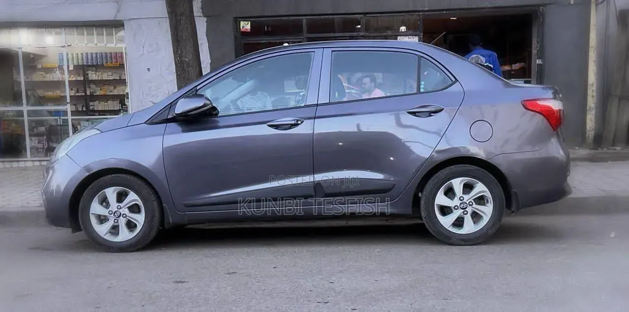 Suzuki Dzire 2021 Brown
