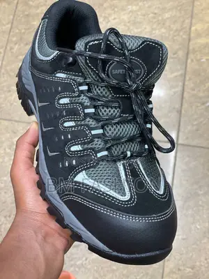 Saferty First Men Safety Shoes With Steel Toes For Industry