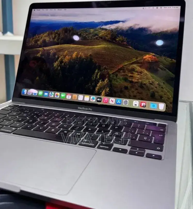 New Laptop Apple MacBook Pro 2019 16GB Apple M1 Pro SSD 512GB