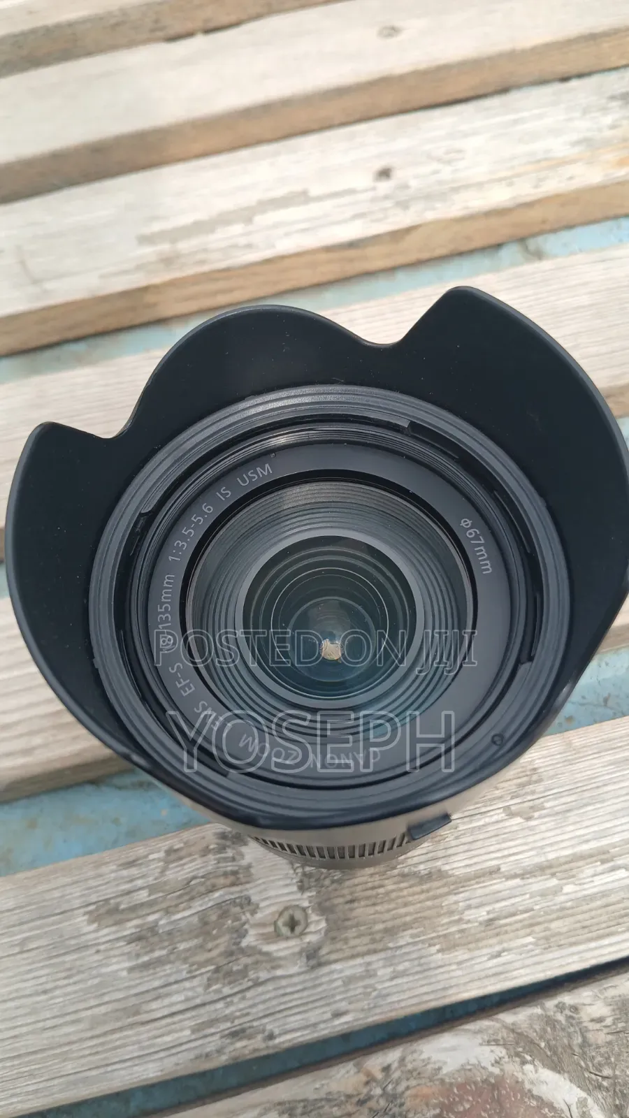 Canon Lens Ef-S 18-135mm F/3.5-5.6 Is Usm