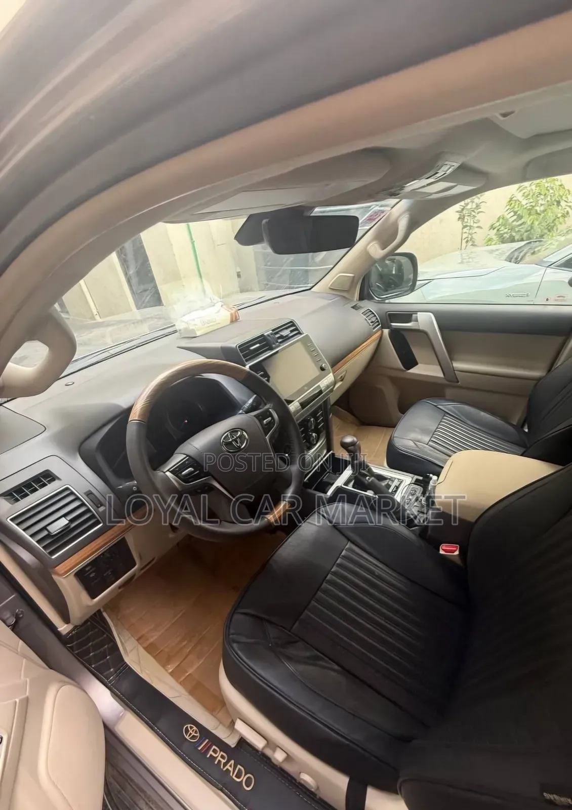 Toyota Land Cruiser Prado 2022 Gold
