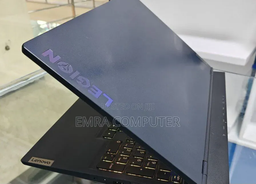 New Laptop Lenovo Legion 5 16GB AMD Ryzen 7 SSD 1T