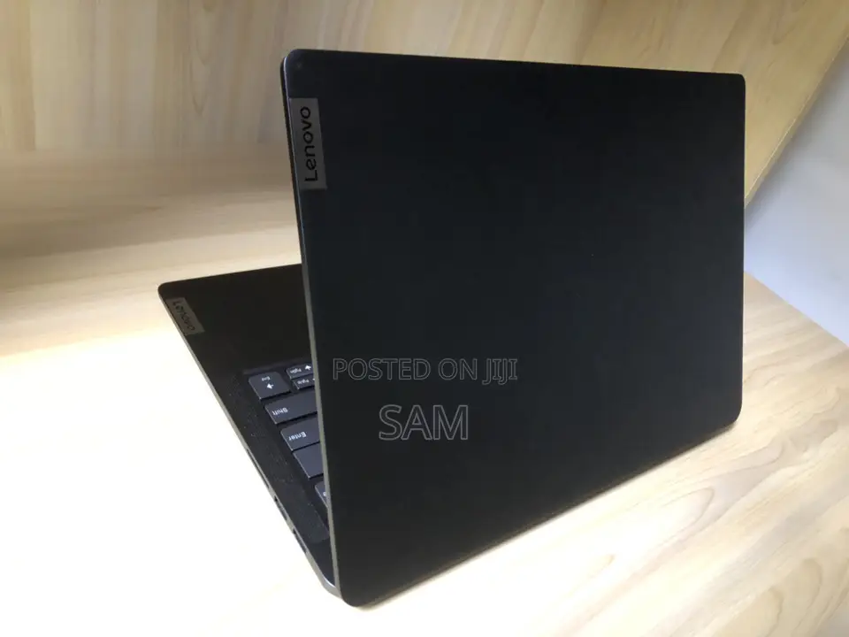 Laptop Lenovo 16GB AMD Ryzen 5 SSD 512GB