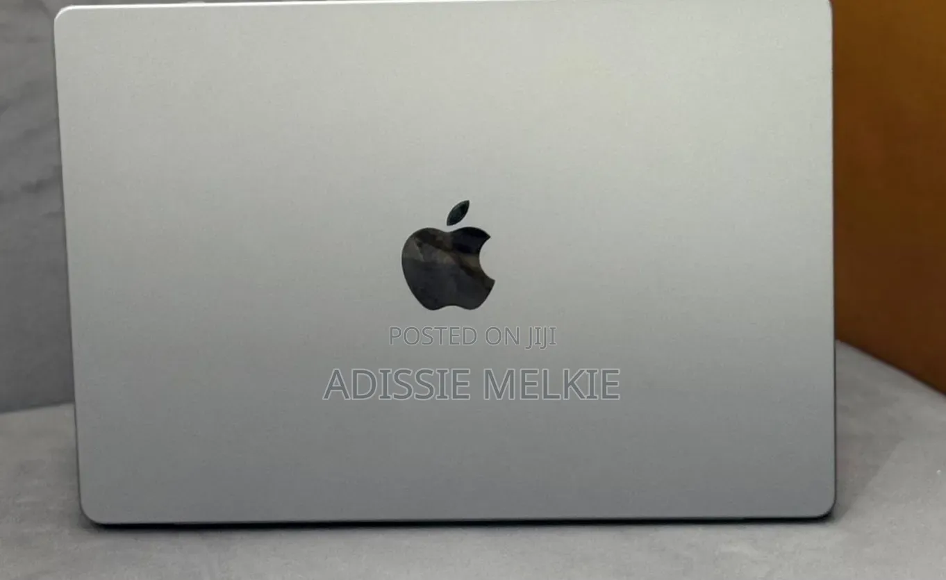 New Laptop Apple MacBook Pro 2021 M1 16GB Apple M1 Pro SSD 1T