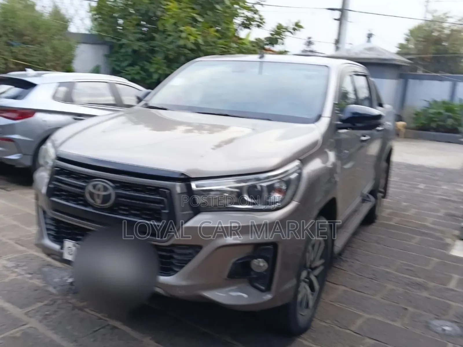 Toyota Hilux 2020 Gray